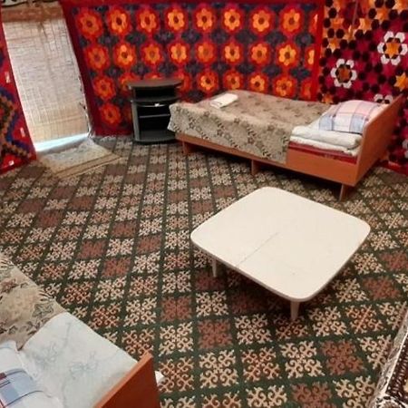 Guesthouse Kishimzhan Talas Esterno foto