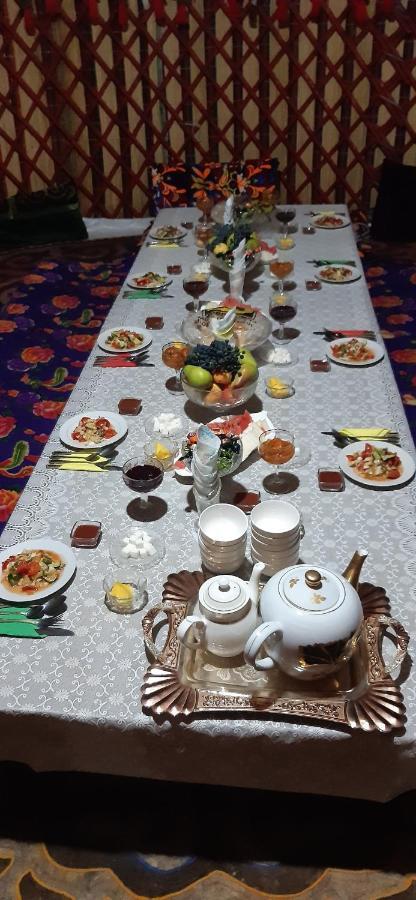Guesthouse Kishimzhan Talas Esterno foto