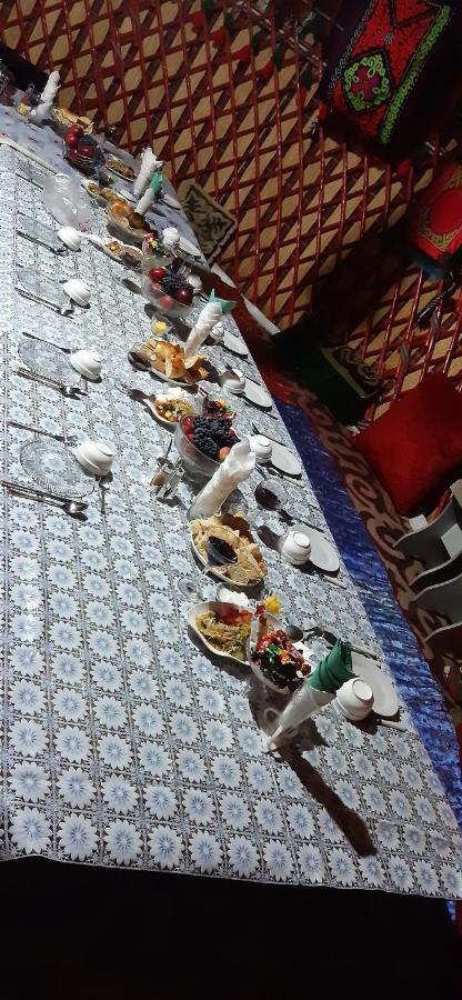 Guesthouse Kishimzhan Talas Esterno foto